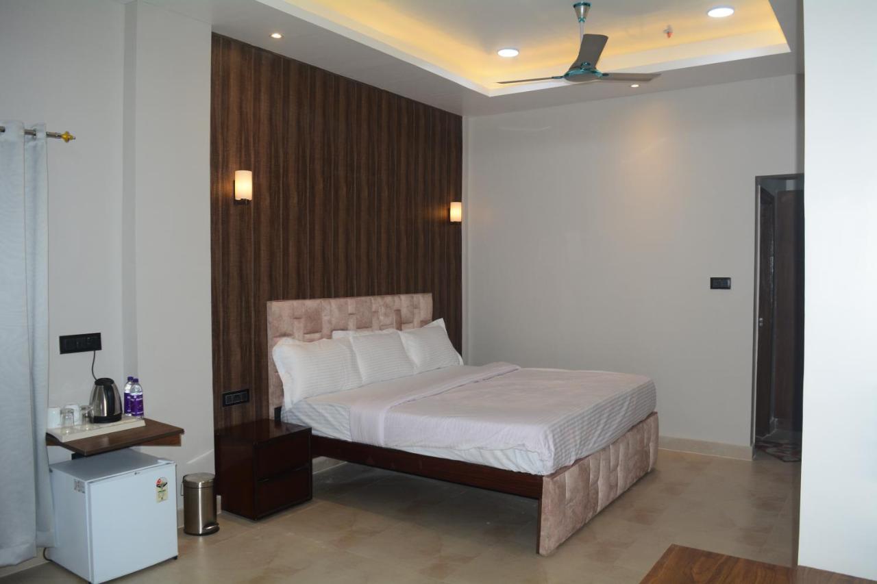 Maharaja Hotel & Banquet Darbhanga Екстер'єр фото