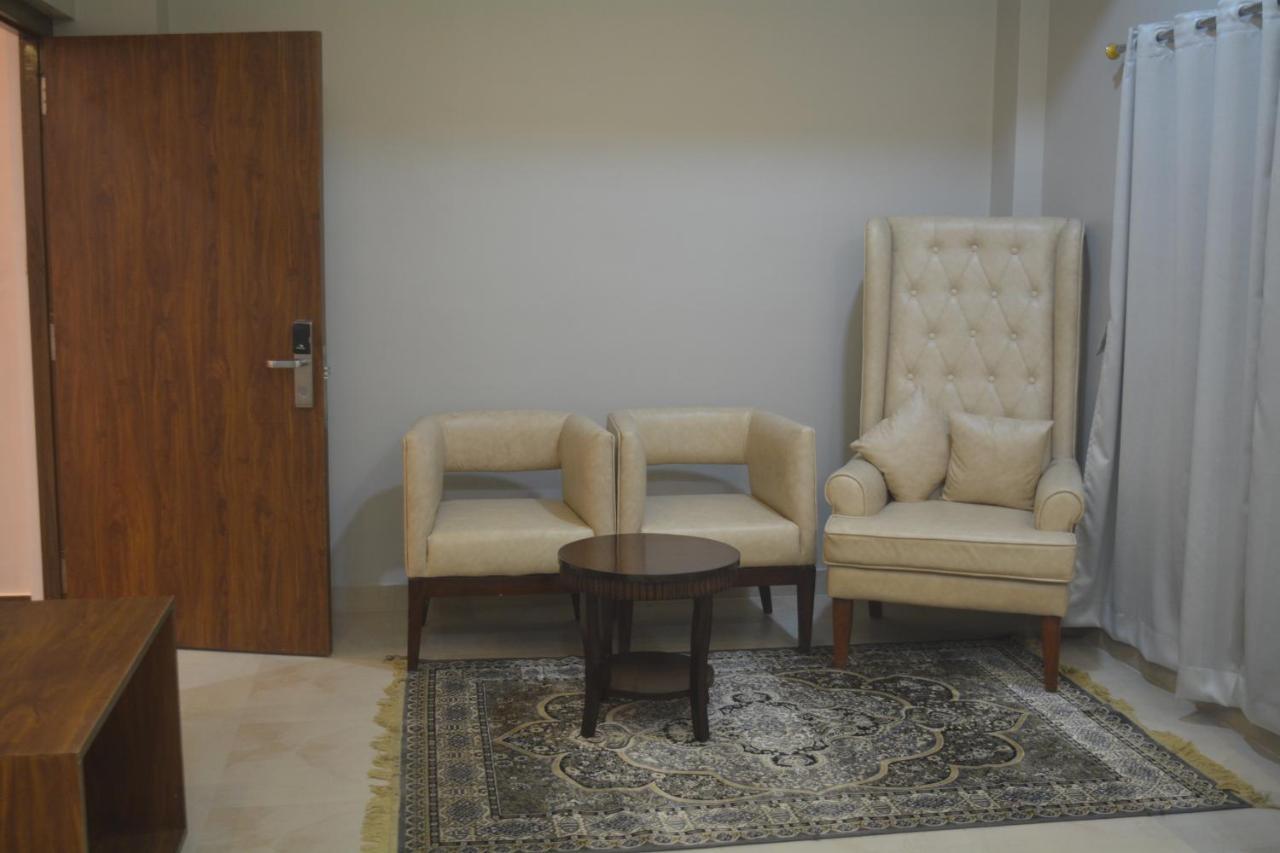 Maharaja Hotel & Banquet Darbhanga Екстер'єр фото