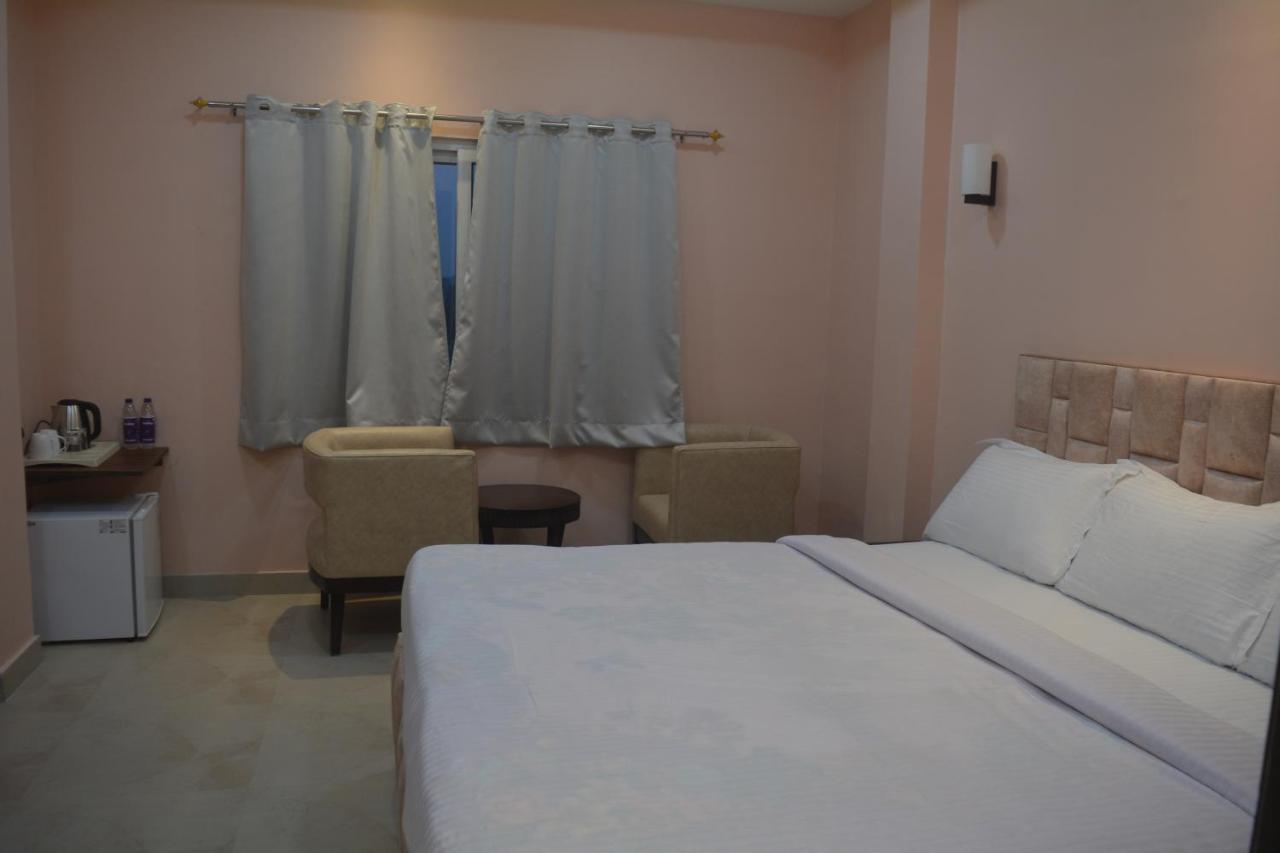 Maharaja Hotel & Banquet Darbhanga Екстер'єр фото